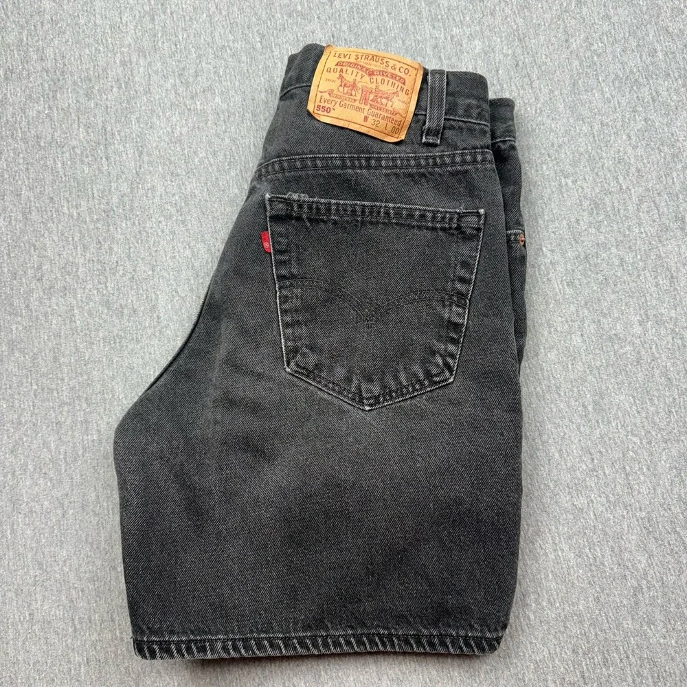 Levi's 550 Denim Shorts Men's 32 *Fit 30* Black 7